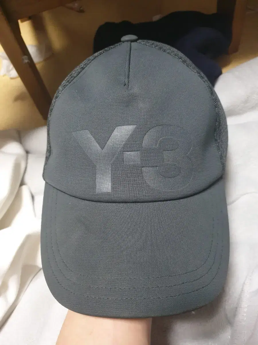 y3볼캡